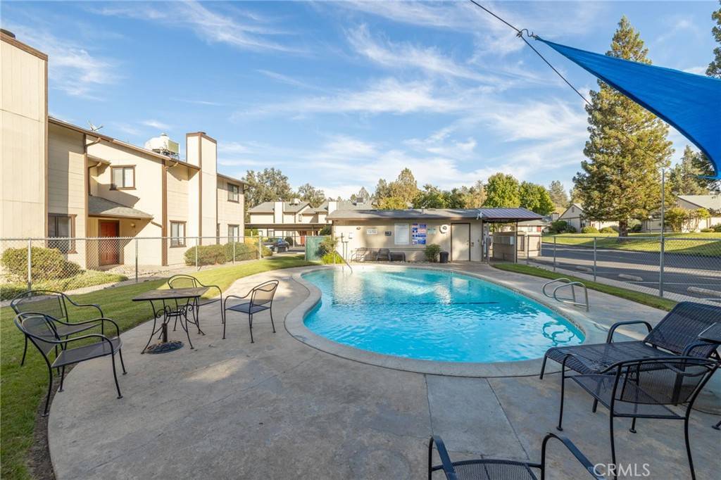 Oakhurst, CA 93644,49400 River Park RD #17