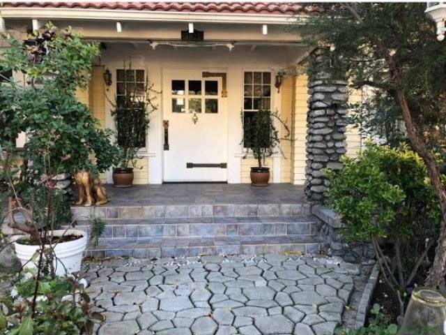 Los Angeles, CA 90042,5922 Monte Vista ST