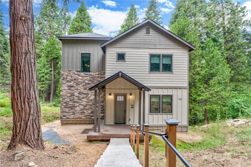Yosemite, CA 95389,7190 Yosemite Park WAY