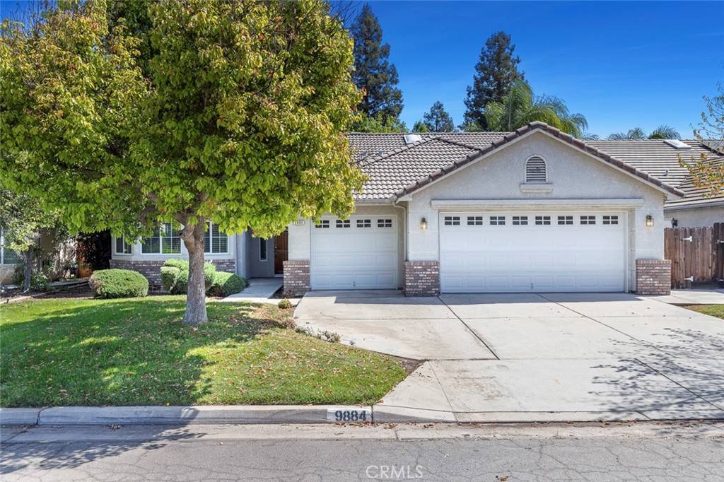 Fresno, CA 93720,9884 N Rowell AVE