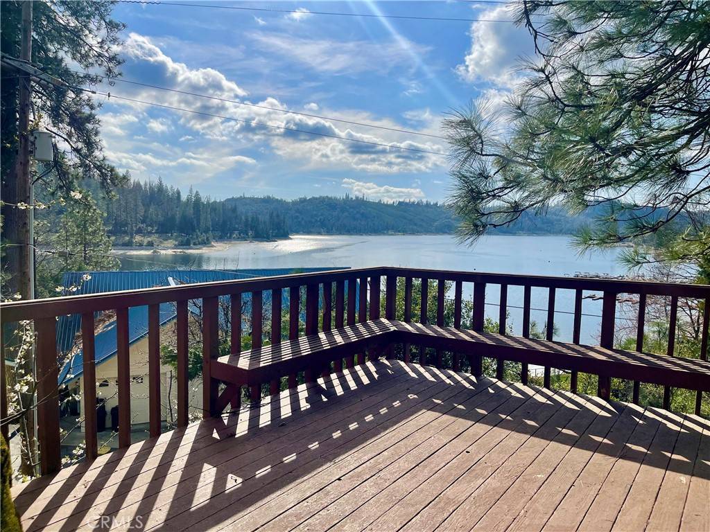 Bass Lake, CA 93604,39121 Lake DR