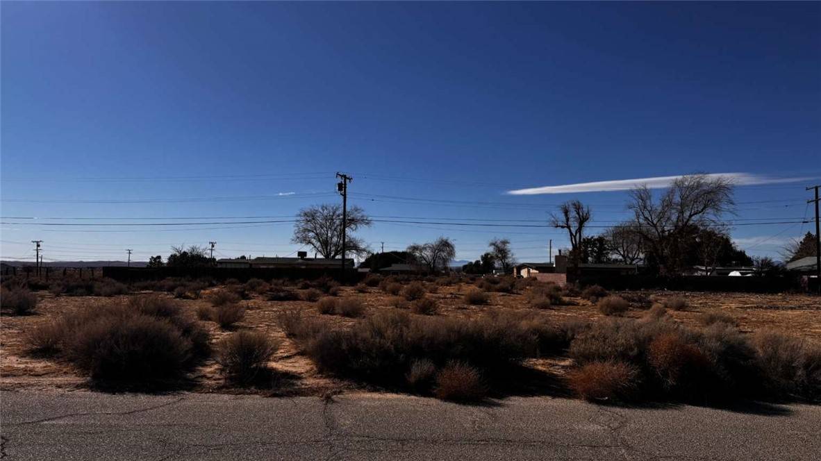 North Edwards, CA 93523,13103 Margo