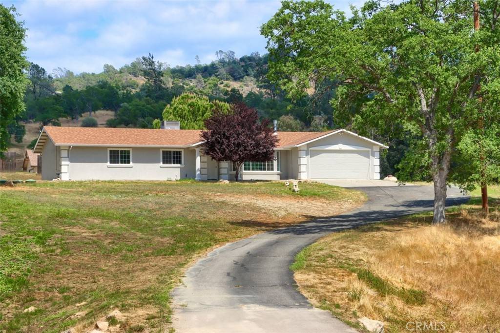 Coarsegold, CA 93614,43038 Glacier LN