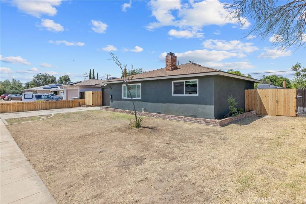 Clovis, CA 93612,955 W San Gabriel AVE