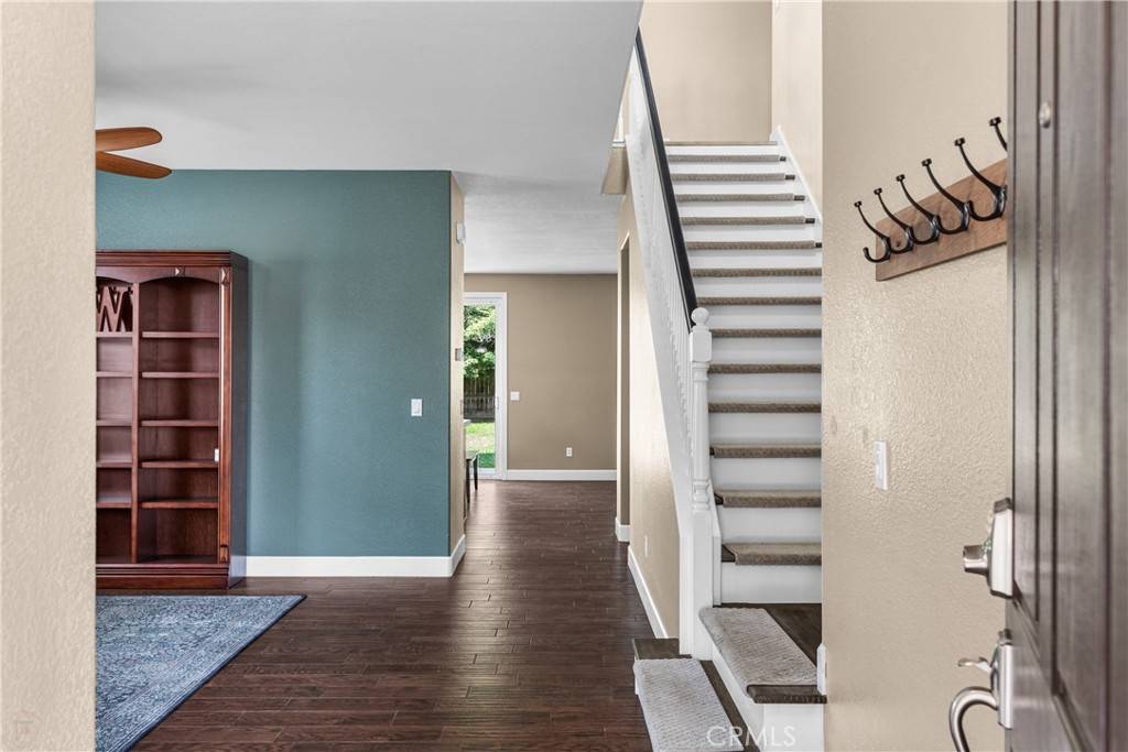 Manteca, CA 95337,1689 Hometown LN