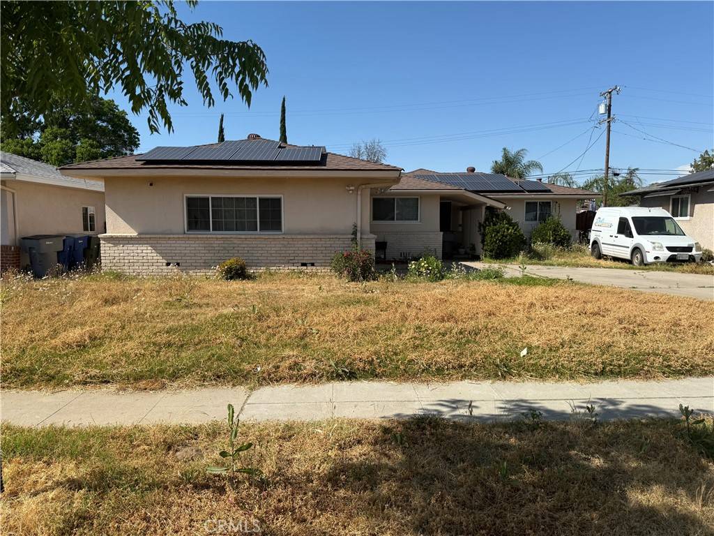 Fresno, CA 93726,4115 E Dayton AVE