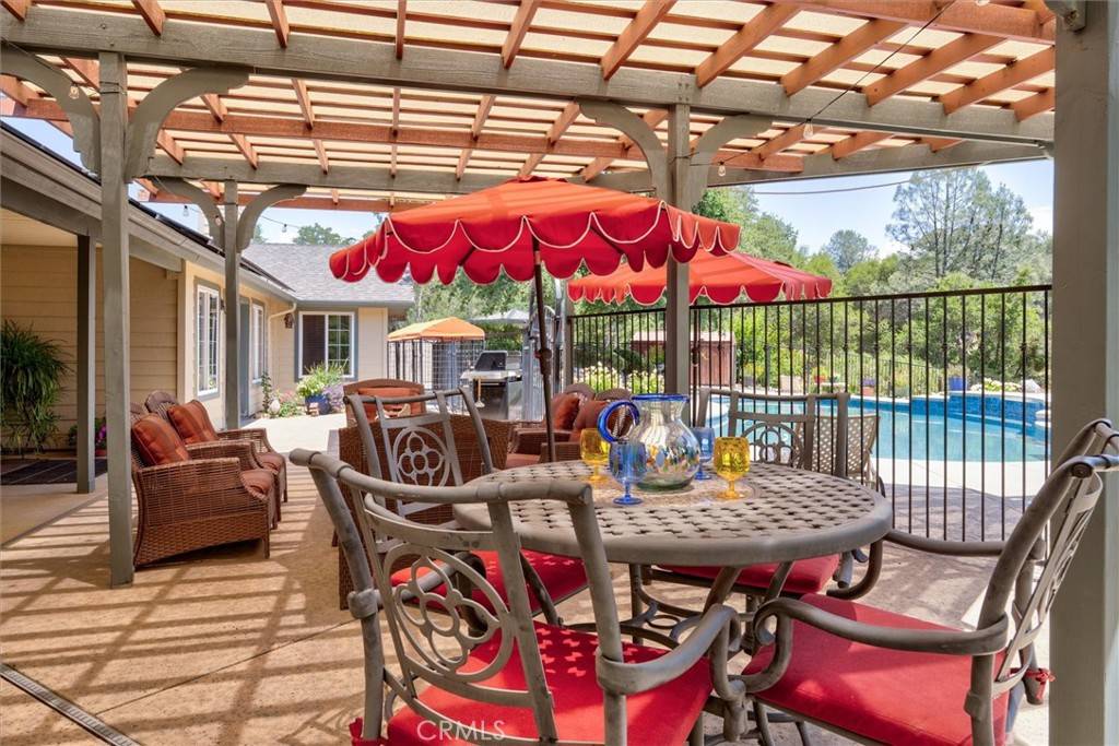 Coarsegold, CA 93614,45740 Green Lake CT