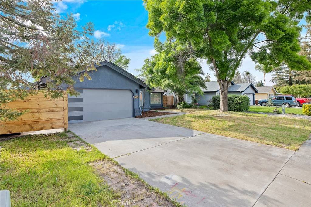 Farmersville, CA 93223,1967 N Ventura AVE