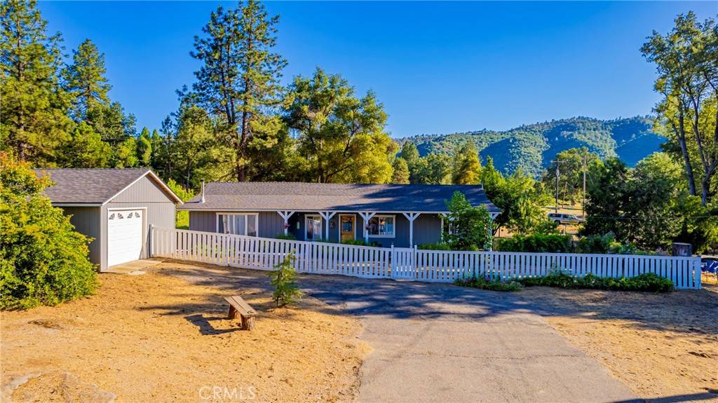 Oakhurst, CA 93644,41092 Highway 49