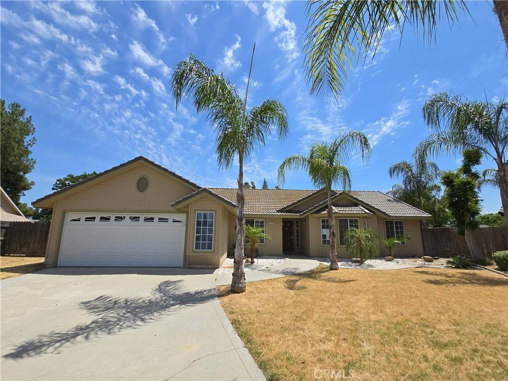 Kerman, CA 93630,568 Walnut CT