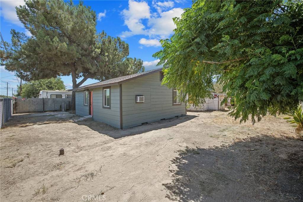 Hanford, CA 93230,9611 Orchard DR