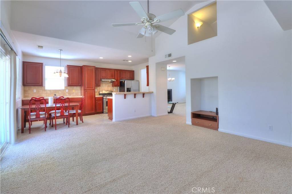 Dinuba, CA 93618,2062 Dunbar WAY