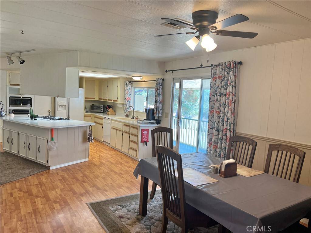 Squaw Valley, CA 93675,38150 Sumac LN