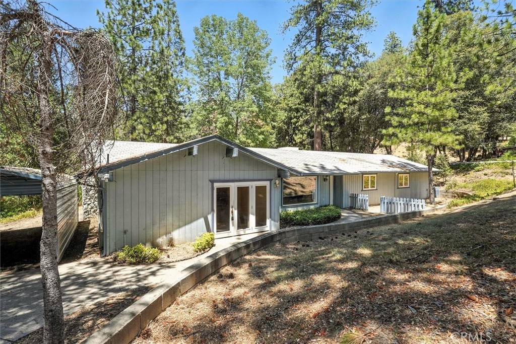 Mariposa, CA 95338,5783 Chowchilla Mountain RD