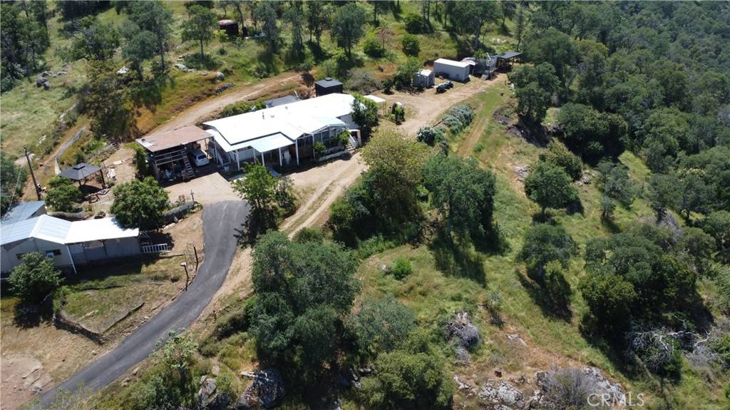 Squaw Valley, CA 93675,40075 Cornflower LN