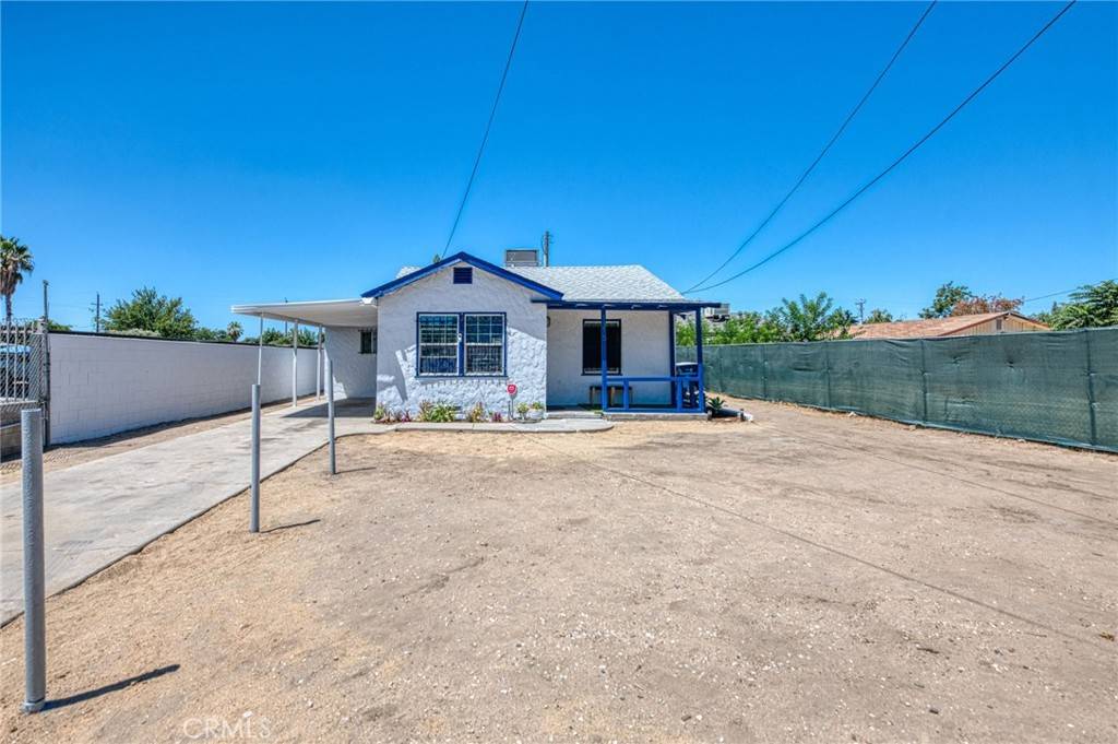 Fresno, CA 93703,1315 N 8th ST
