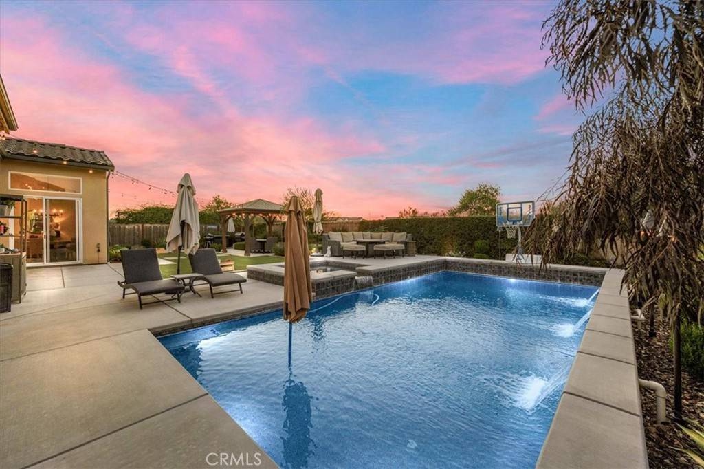 Madera, CA 93636,1003 Highland RD W
