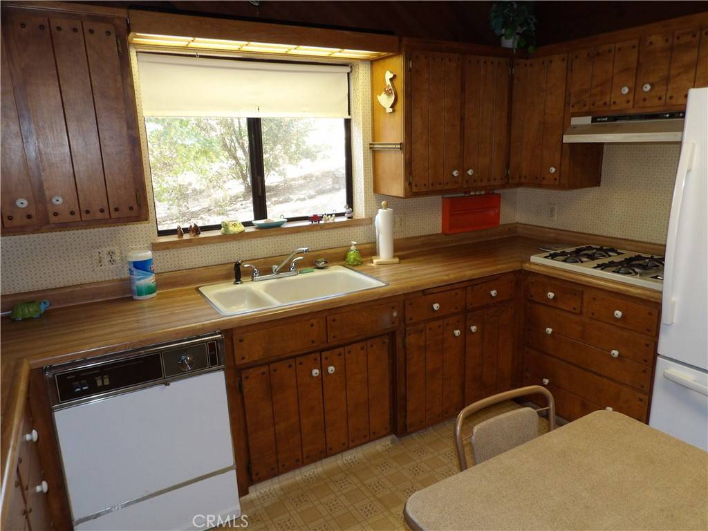 Miramonte, CA 93641,52925 Hogback RD