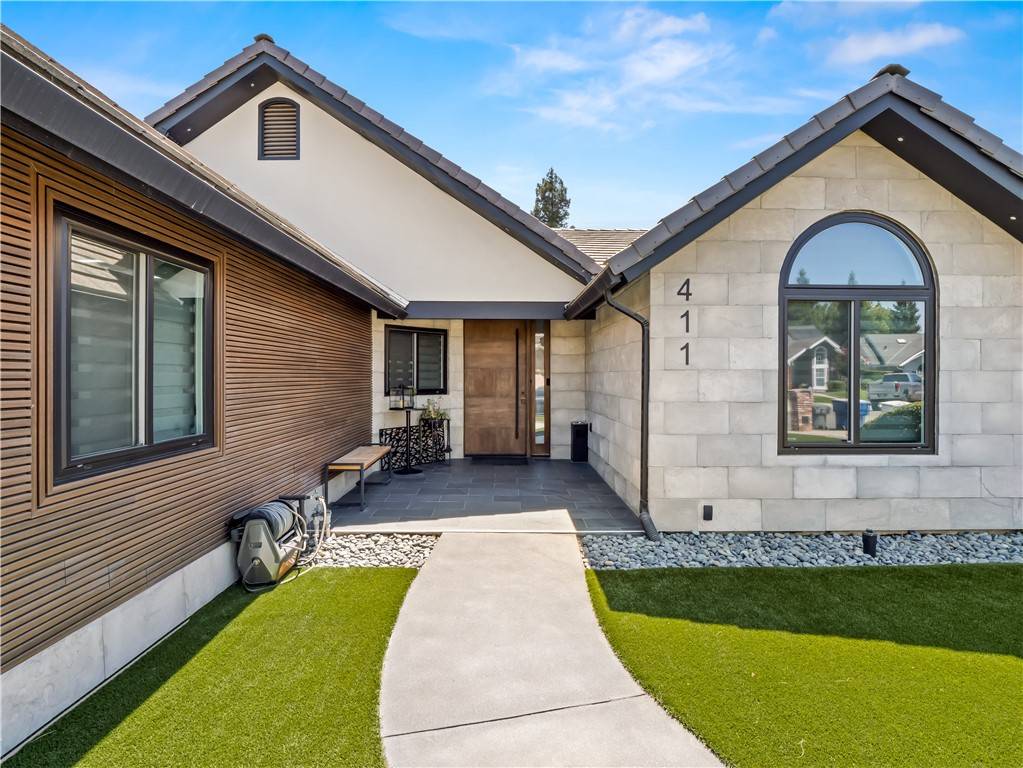 Fresno, CA 93730,411 E Swallow CT