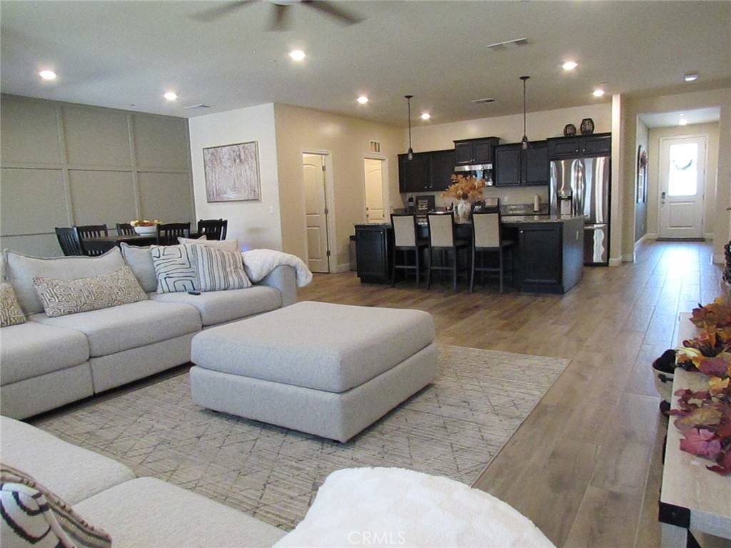 Visalia, CA 93291,1848 W Modoc AVE