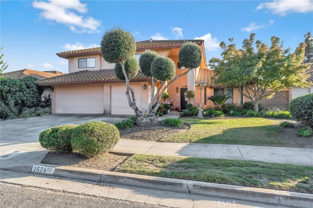 Madera, CA 93637,2526 Grapewood