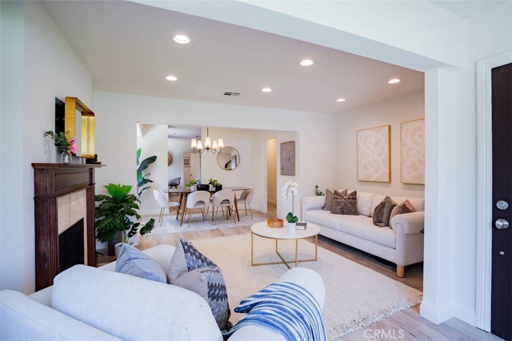 Altadena, CA 91001,482 Crosby ST