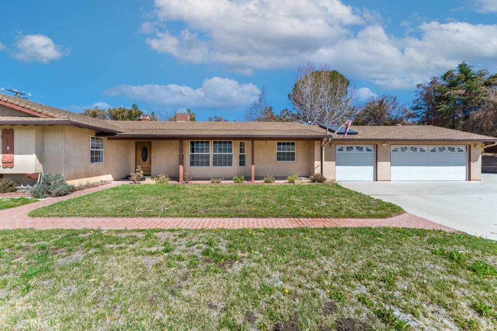 Leona Valley, CA 93551,7211 Elizabeth Lake RD