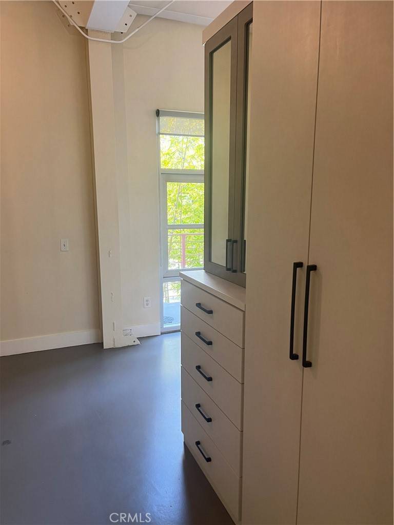 South Pasadena, CA 91030,1010 Sycamore AVE #205