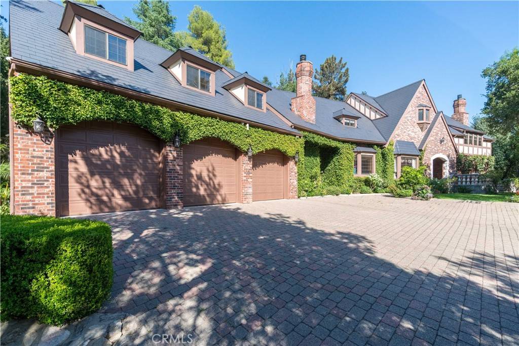 La Canada Flintridge, CA 91011,375 Berkshire AVE
