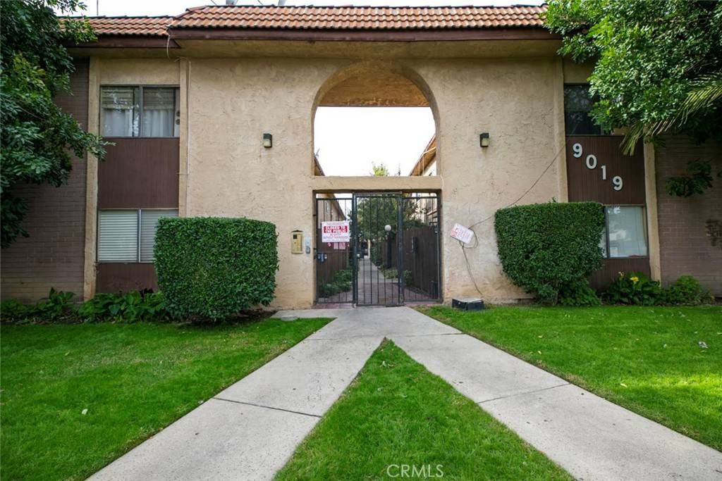 Panorama City, CA 91402,9019 Cedros AVE #2