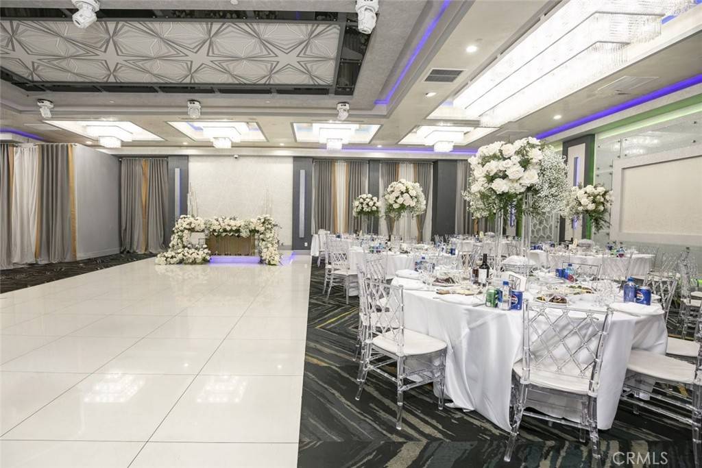 North Hollywood, CA 91601,11009 Burbank BLVD #112