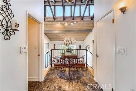 Woodland Hills, CA 91364,21651 Yucatan AVE