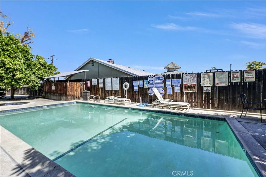 Van Nuys, CA 91405,14435 Valerio ST #17