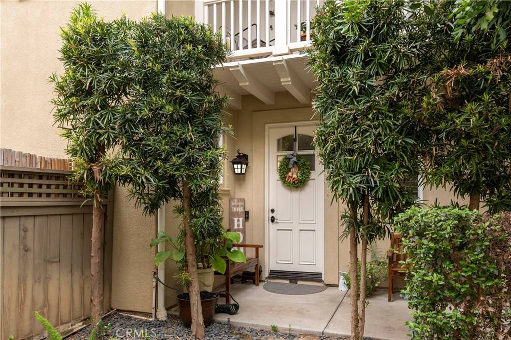 Valencia, CA 91355,27014 Monterey AVE