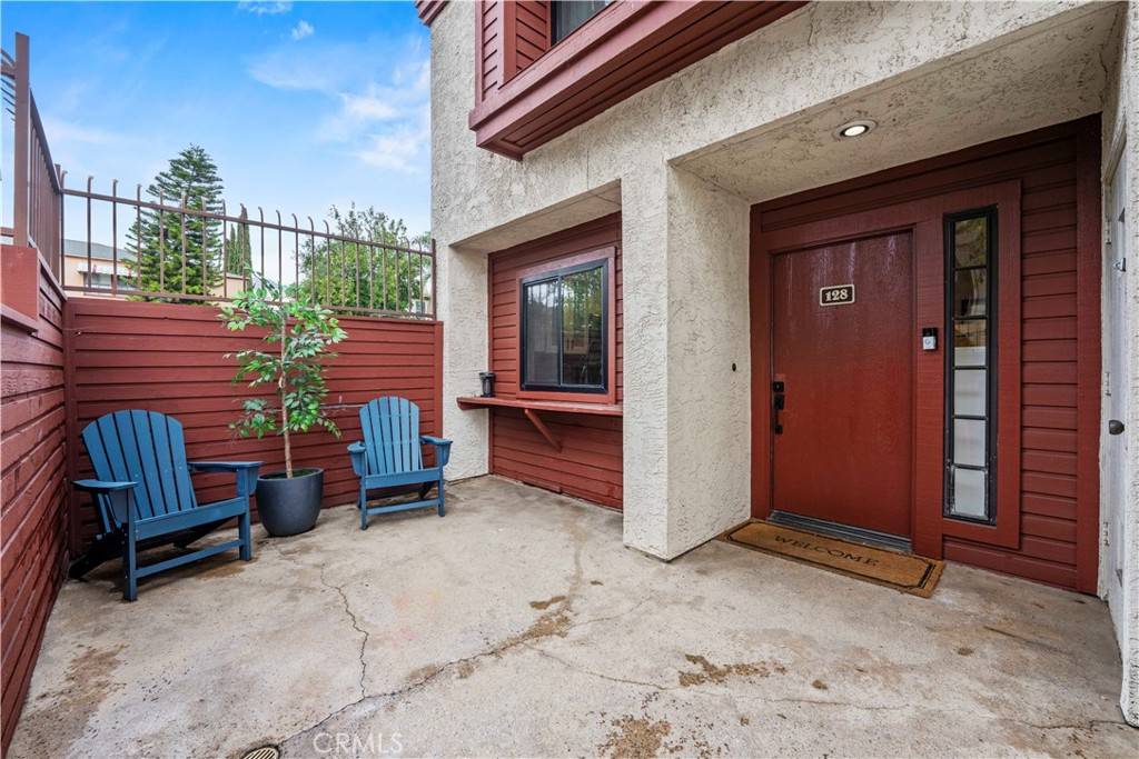 Burbank, CA 91504,230 Bethany RD #128