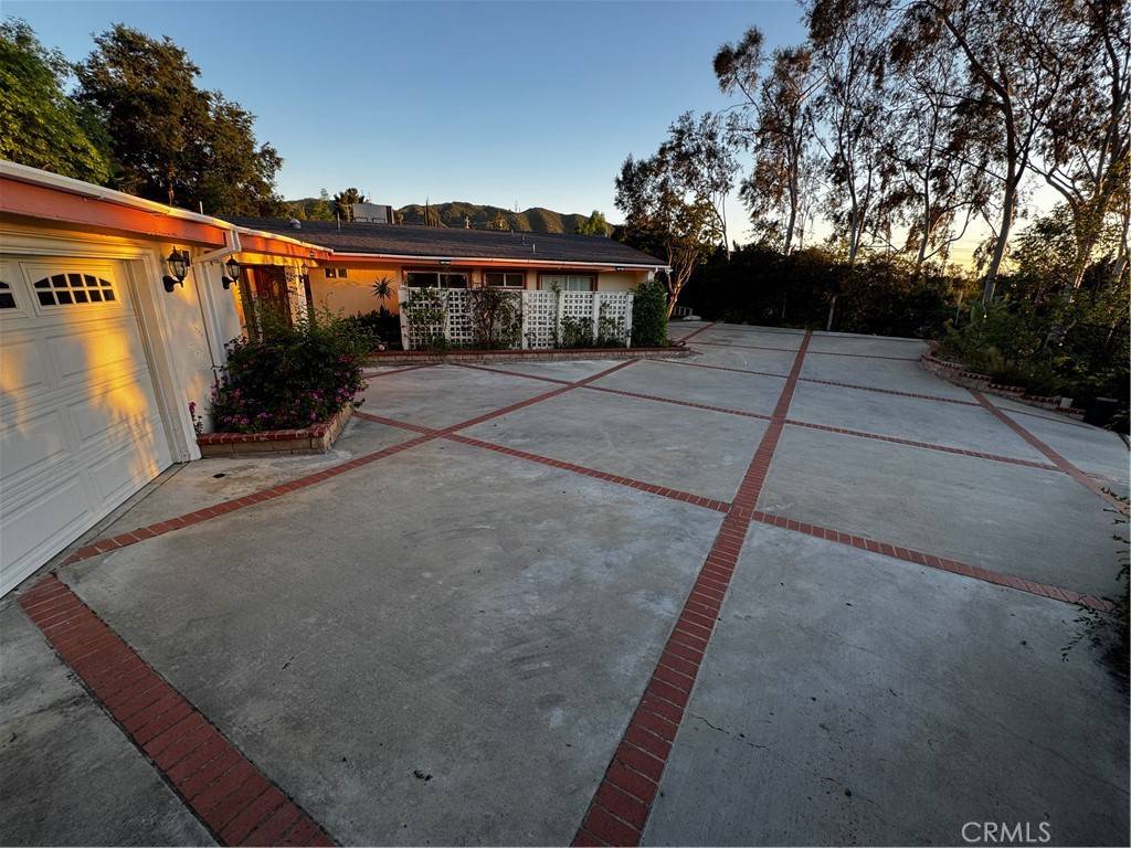 Tujunga, CA 91042,9448 Charrick DR
