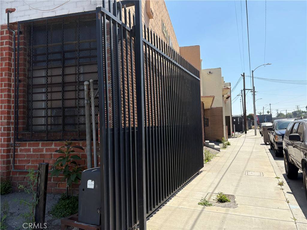 East Los Angeles, CA 90063,3619 Medford ST