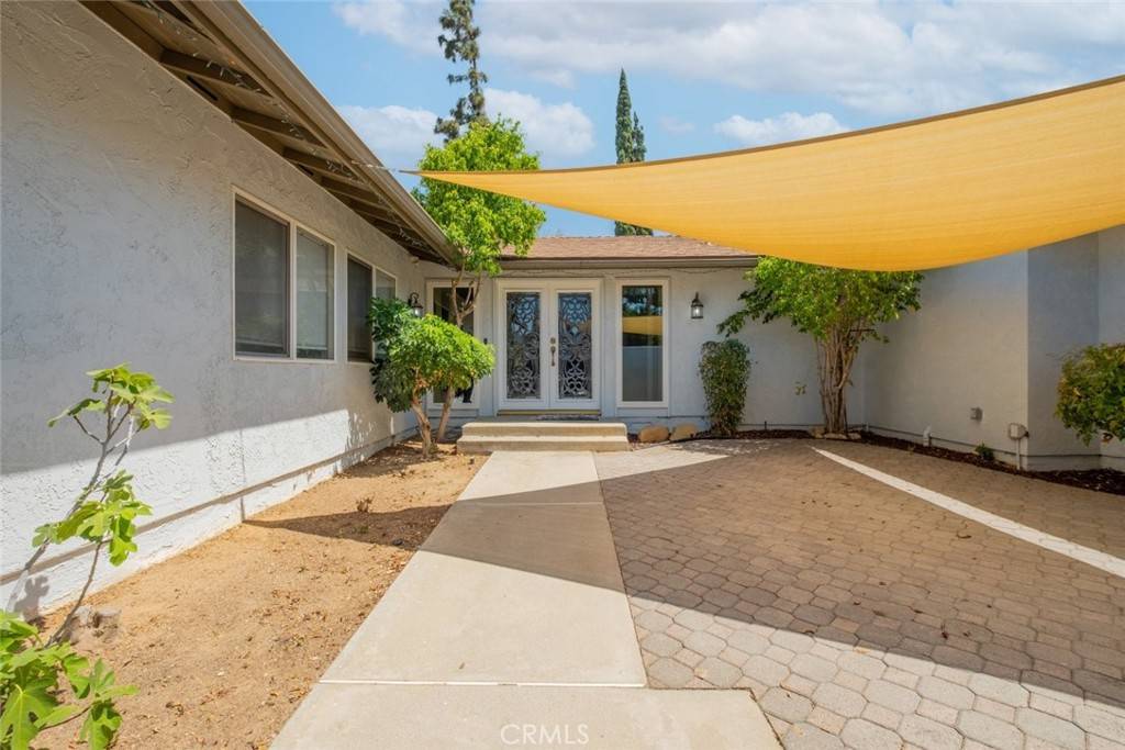 Chatsworth, CA 91311,19941 Hiawatha ST