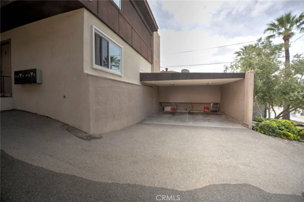Montrose, CA 91020,2463 Montrose AVE
