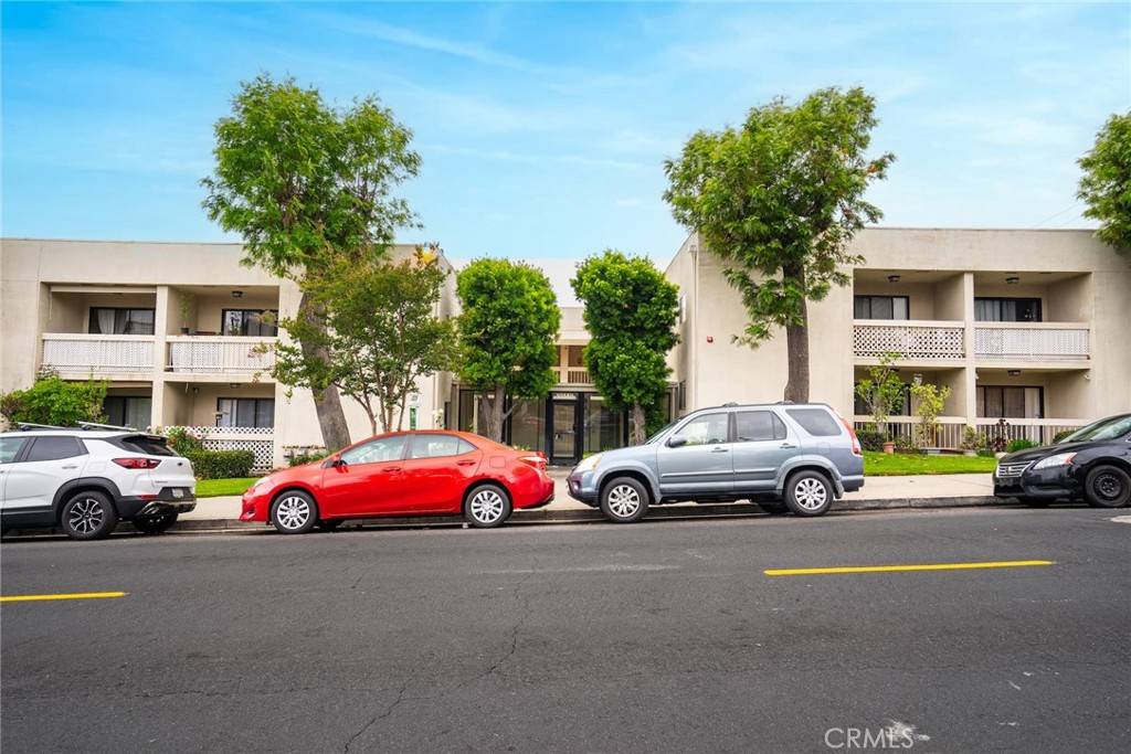 Tujunga, CA 91042,10149 Commerce AVE #8