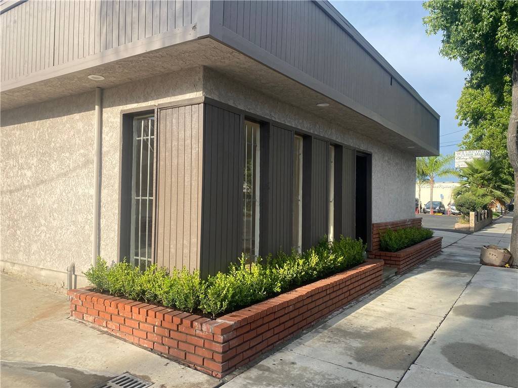 Paramount, CA 90723,8311 Rosecrans AVE