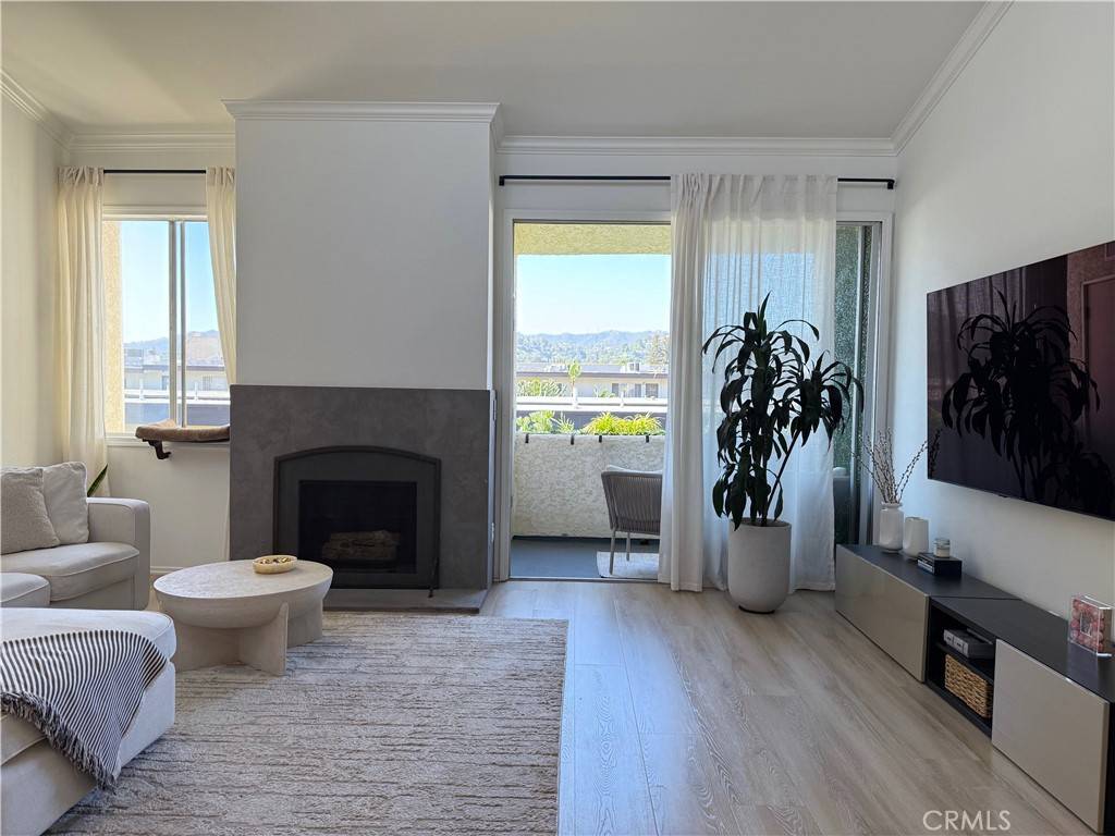 Encino, CA 91316,5325 Newcastle AVE #321