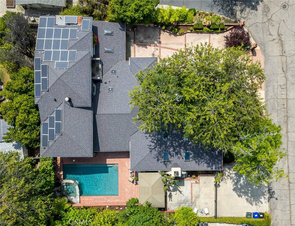 La Crescenta, CA 91214,2410 W Cinco Casitas LN