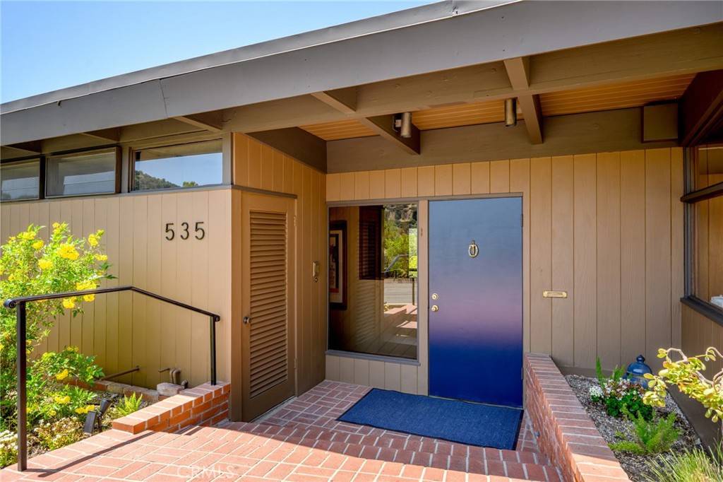 Glendale, CA 91206,535 Suncourt
