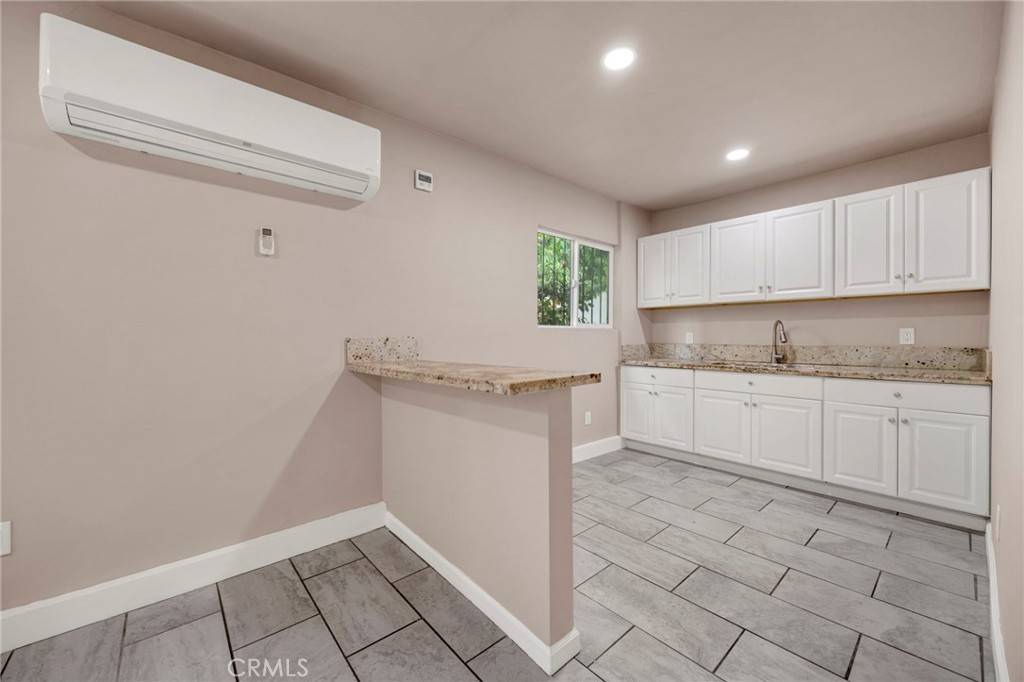 Studio City, CA 91604,4341 Laurel Canyon Blvd