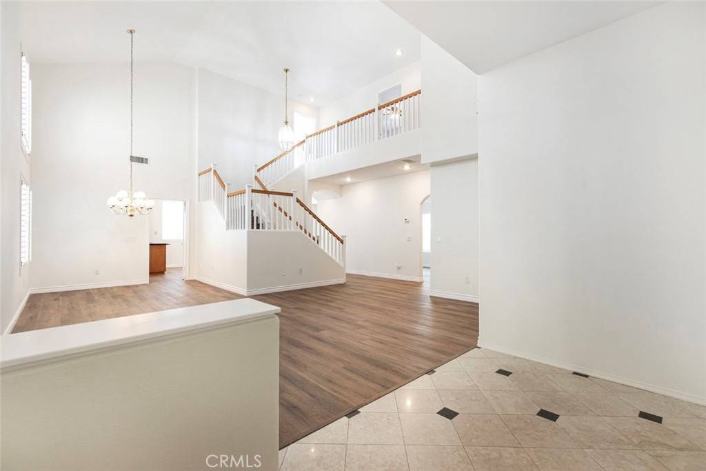 Porter Ranch, CA 91326,19720 Kilfinan ST