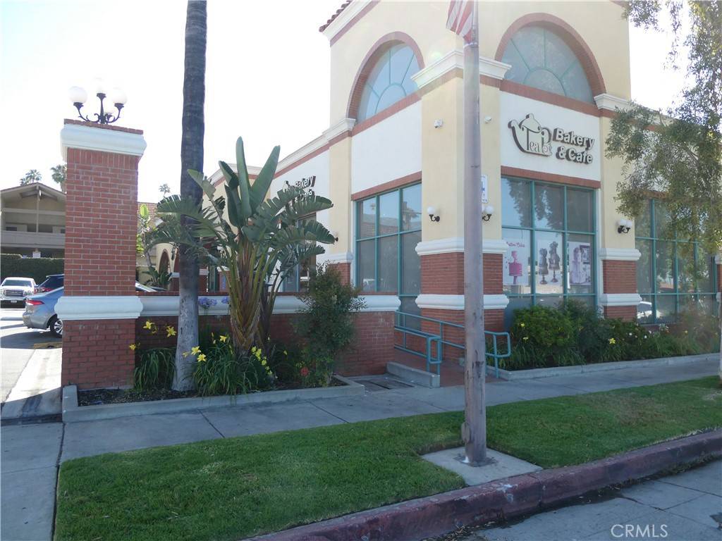 Glendale, CA 91201,1427 B W Glenoaks BLVD