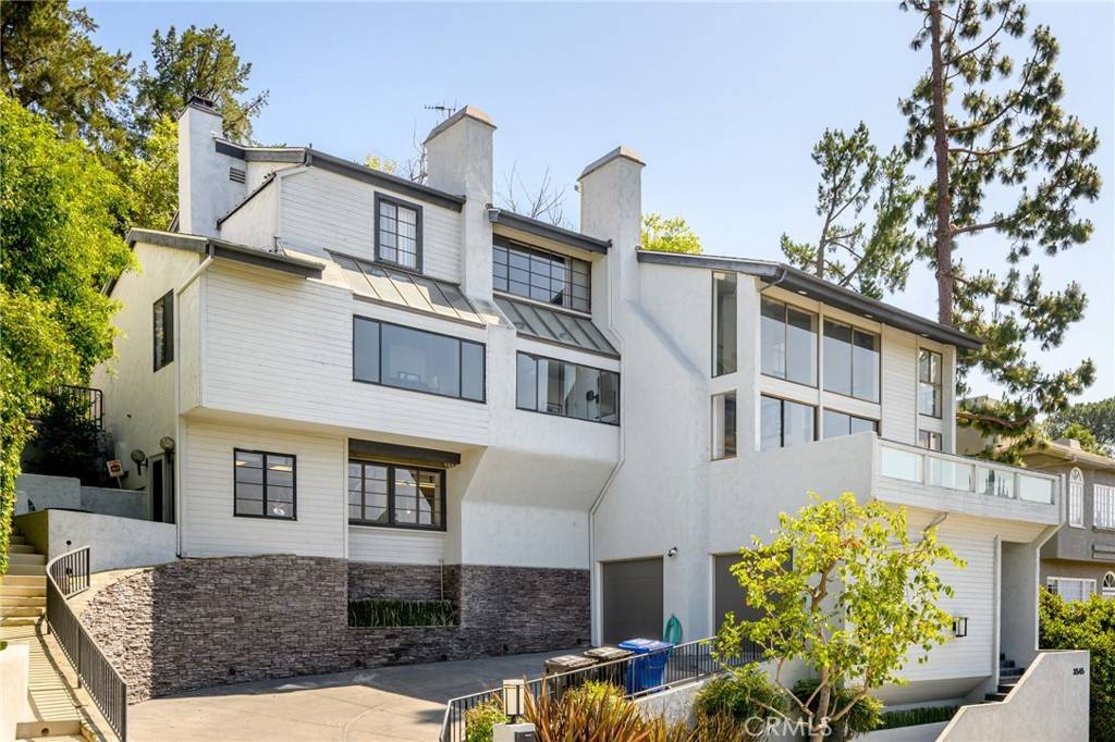 Sherman Oaks, CA 91403,3545 Alana DR