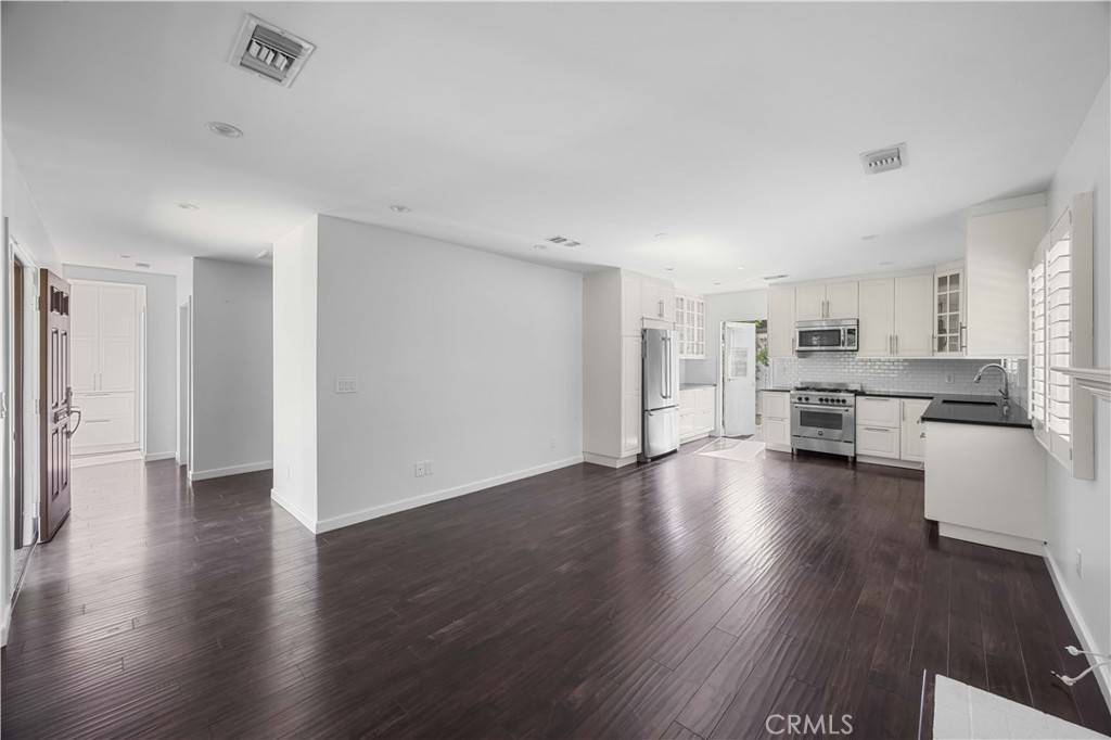 Altadena, CA 91001,2649 Lake AVE