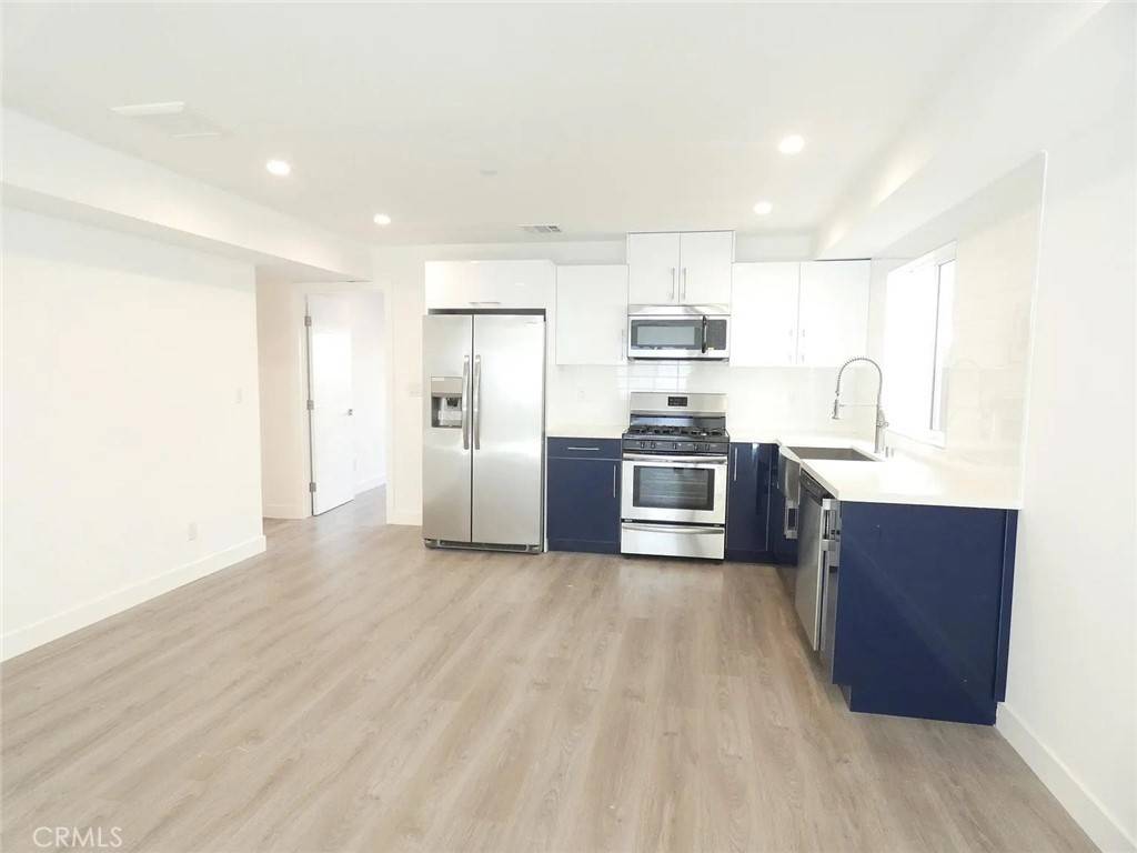 North Hollywood, CA 91602,10837 1/2 Blix ST